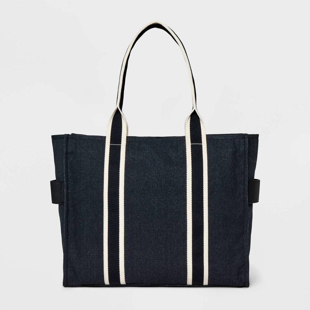 Universal Thread NWT Black Boxy Canvas Tote Handbag Target